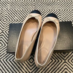 ❌SOLD❌J. Crew Kiki Cap Toe Ballet Flats Navy/Off White Size: 6.5